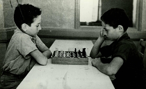 Jeunes joueurs d’échecs